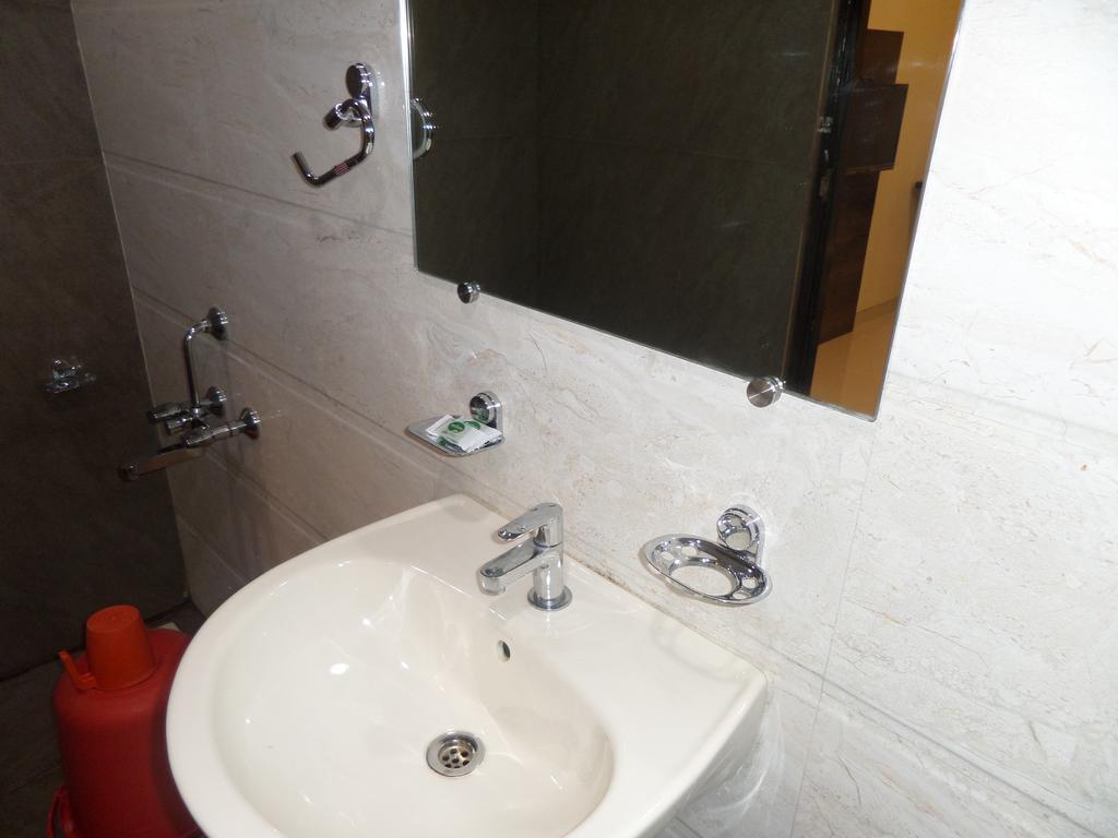Sai Heera Residency Hotel Shirdi Habitación foto